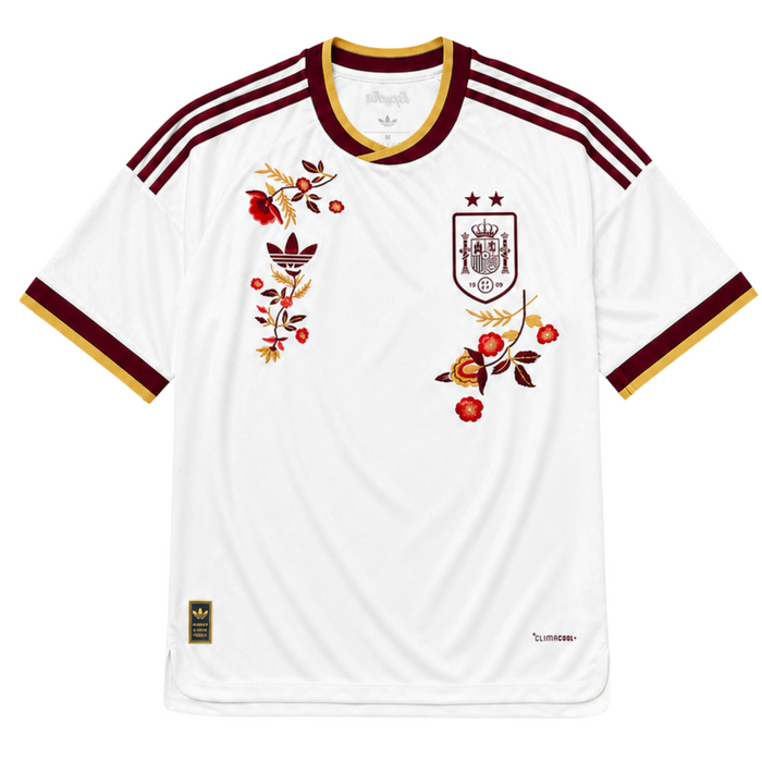 2 ESTRELLAS España Visitante Bordada Jugador 2026/27
