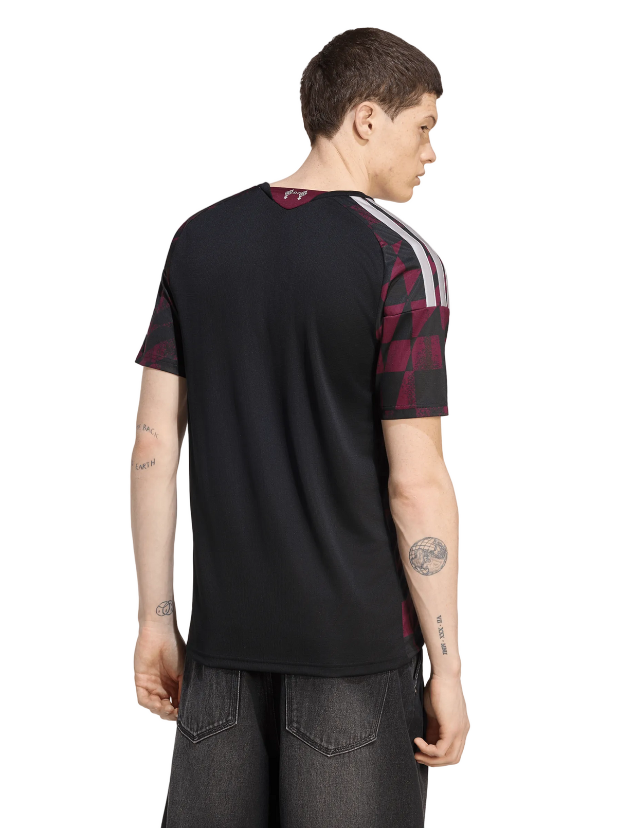 Liverpool Camiseta Tercera 2026/27 - Versión Jugador