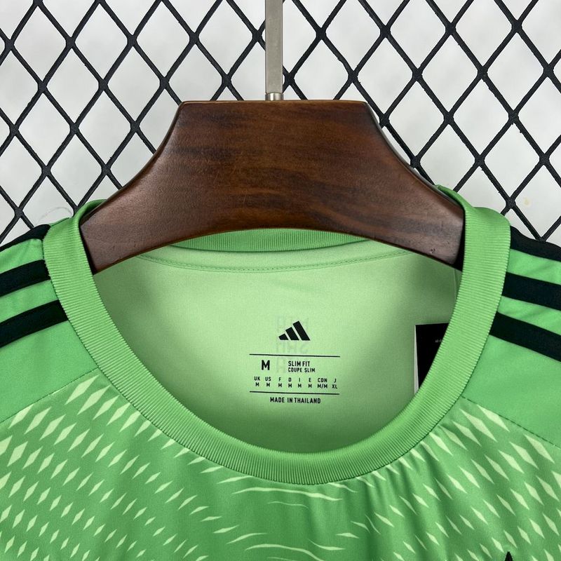 Bayern Munich Camiseta de Portero 2025/26