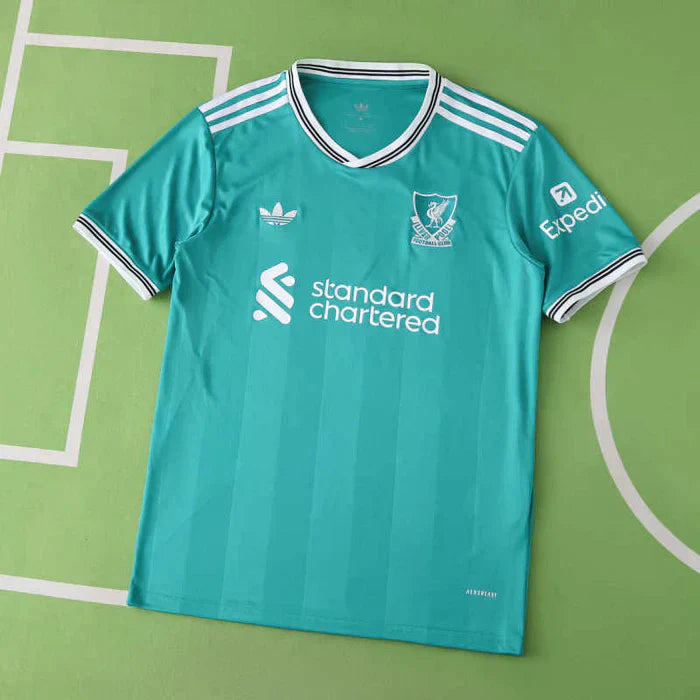 COMBO Liverpool 2025/26 (Local, Visitante e Tercera)