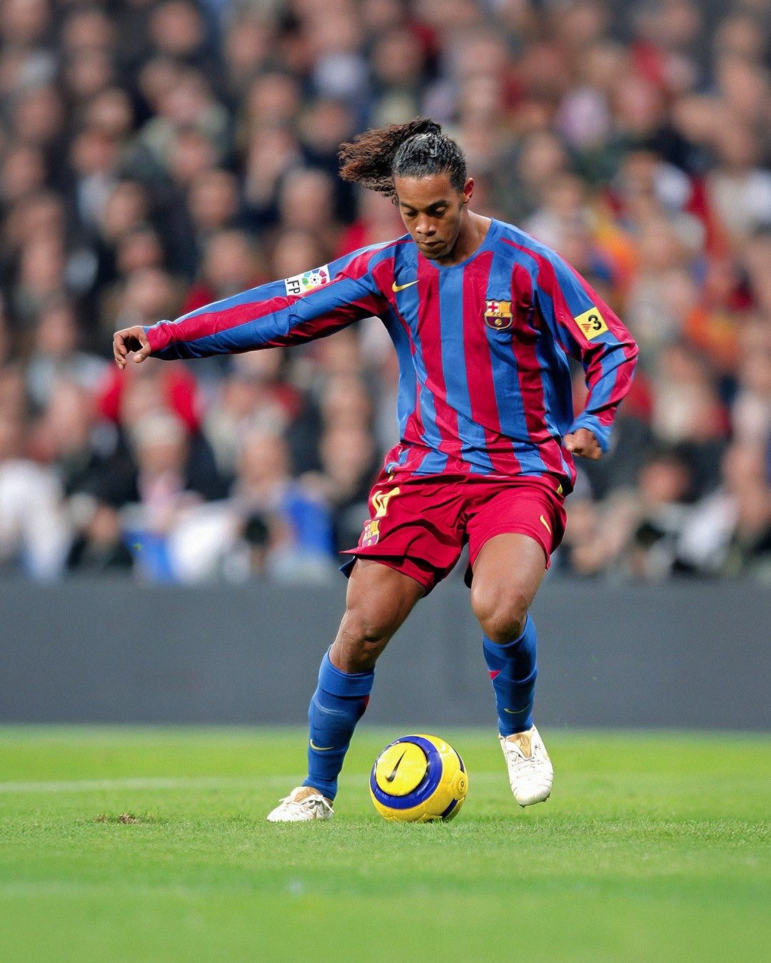 Barcelona Camiseta 2005/06 - Retro - Ronaldinho #10