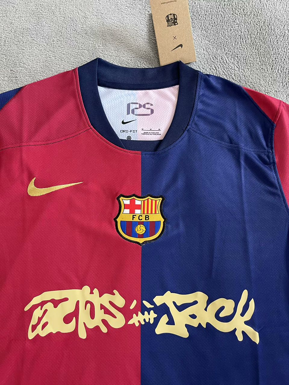 Barcelona Camiseta Local - X Travis Scott