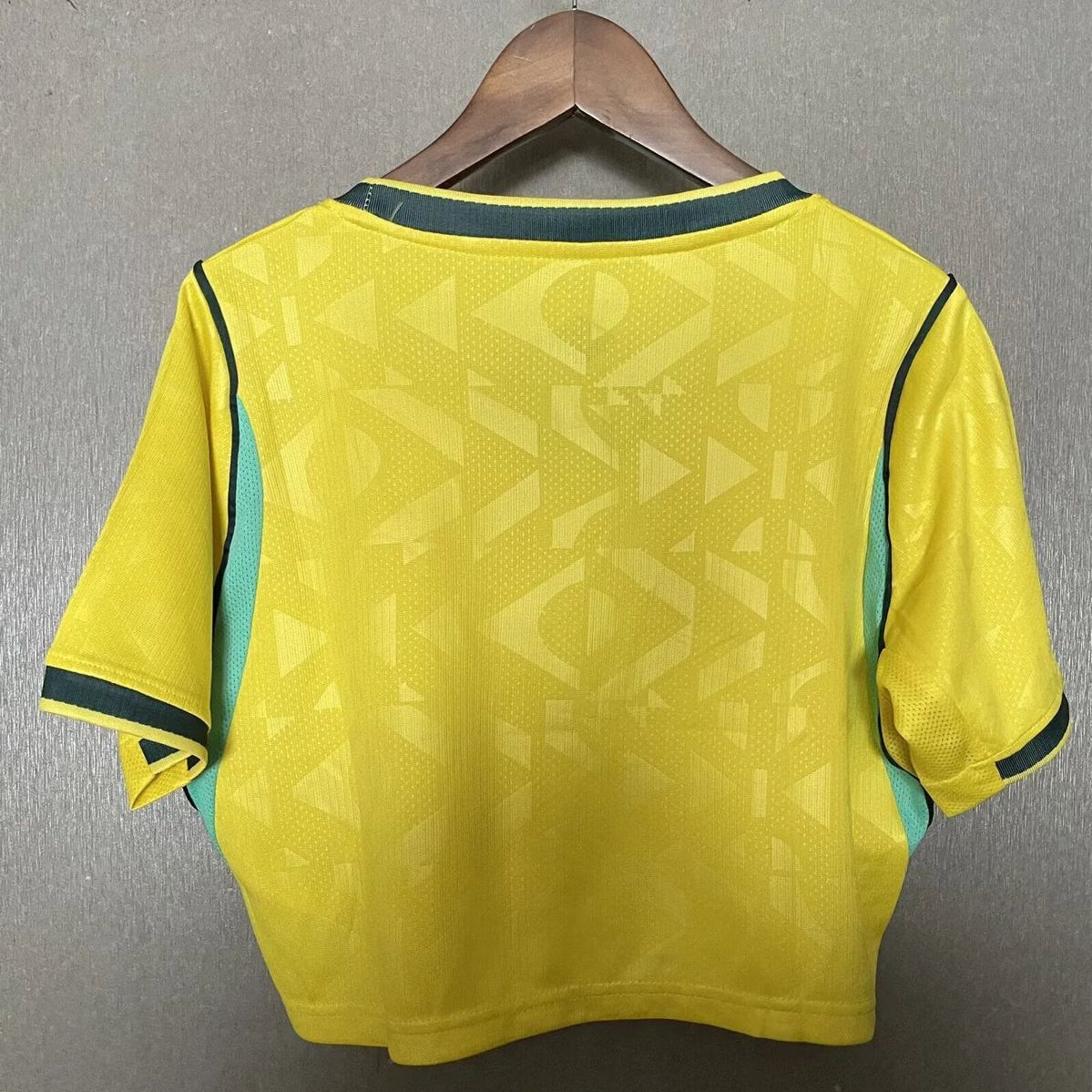 Crop Brasil Camiseta Local 2025 - Mujer
