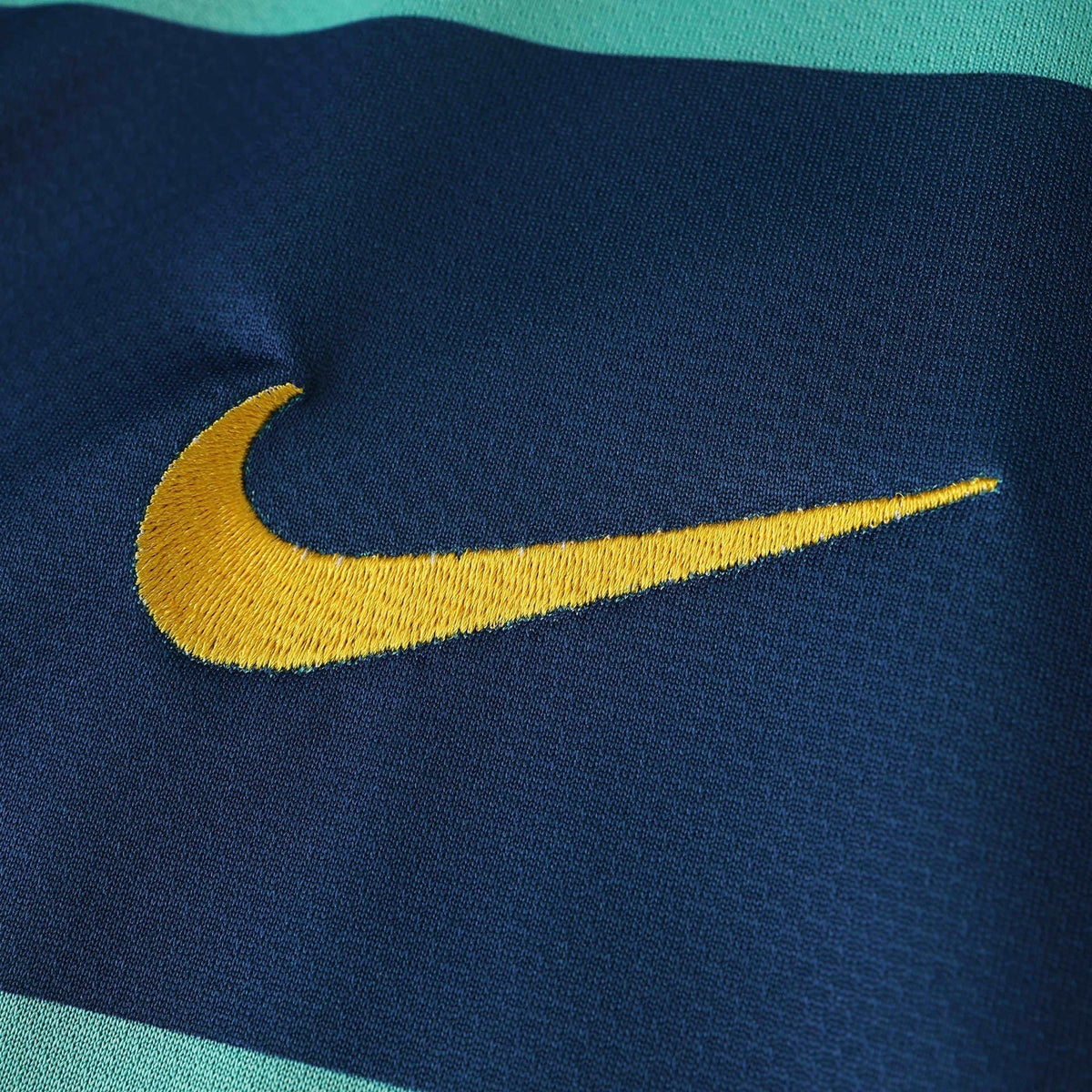 Barcelona Camiseta Visitante 2010/11 - Retro
