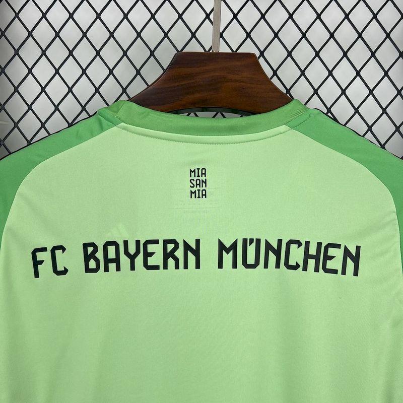 Bayern Munich Camiseta de Portero 2025/26
